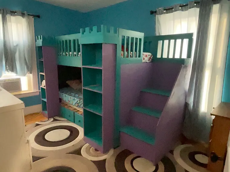 254 Turner St — Photo 2