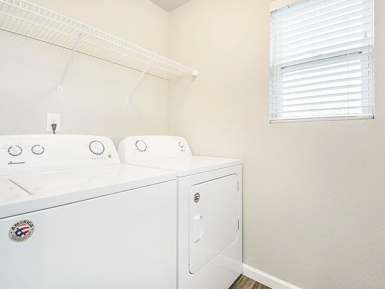 321 Catera Ct — Photo 14