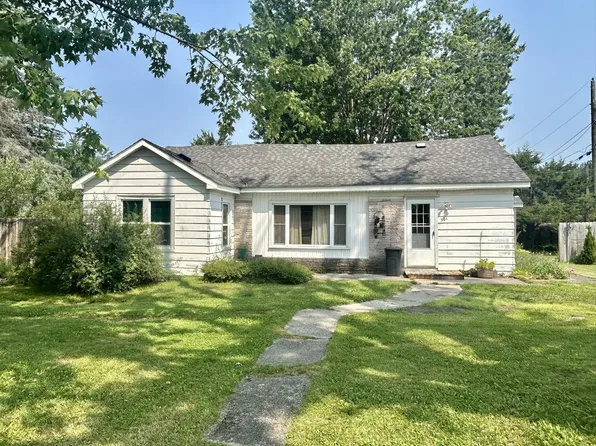 501 W 3rd St, Hillman, MI 49746