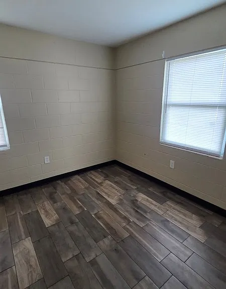 2040 W Church St #9 — Photo 7