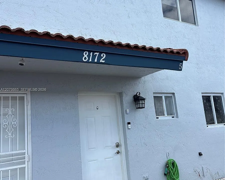 8172 NW 10th St #5