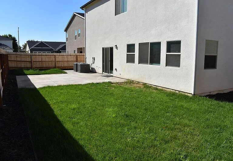 2430 Quesada Dr #2 — Photo 33