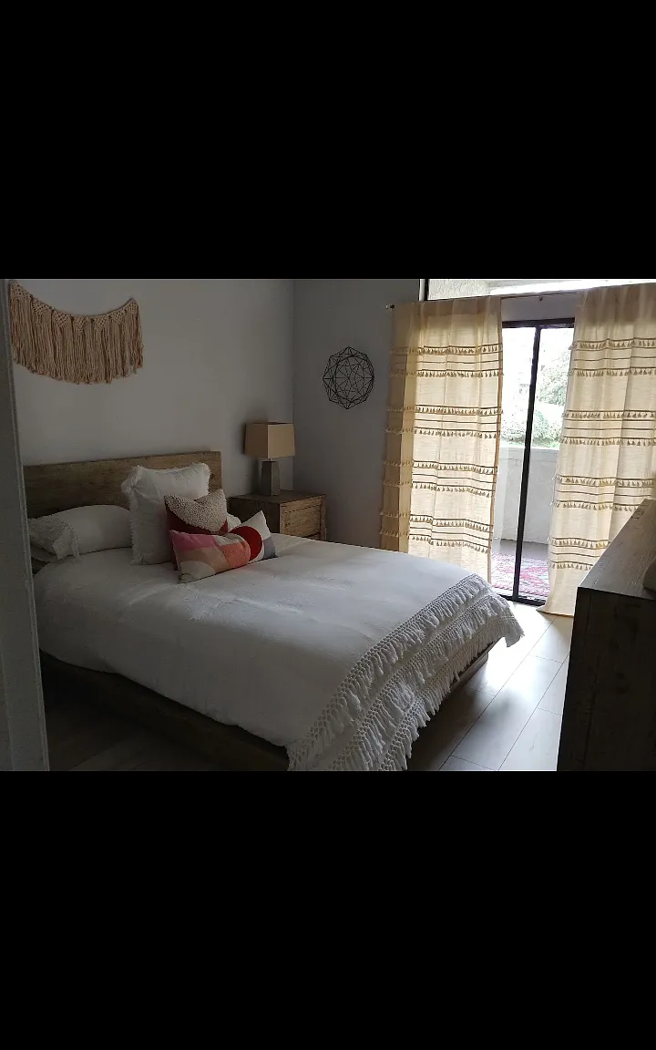 1 bed, 800 sqft, $2,000 — Photo 4