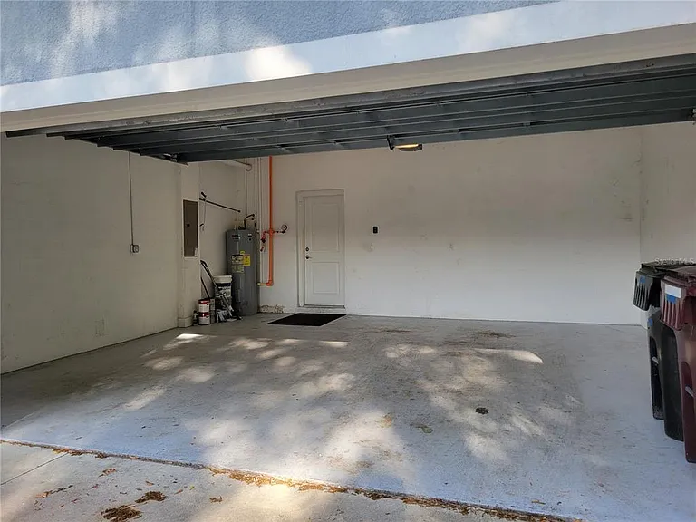 1212 S Bumby Ave — Photo 31