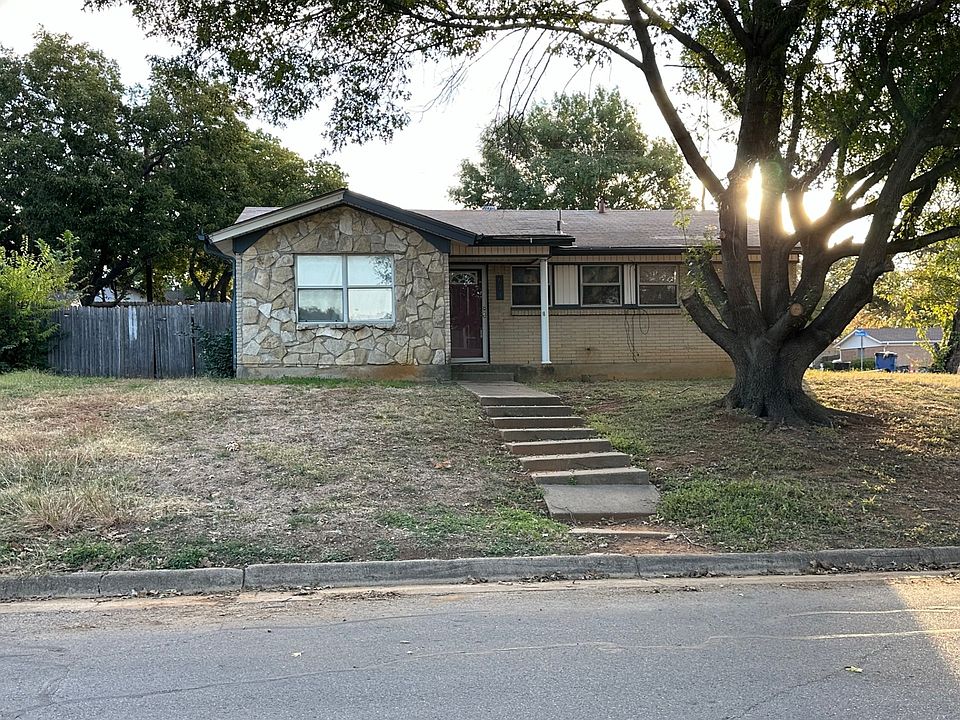 1st image of 611 Cannon Dr