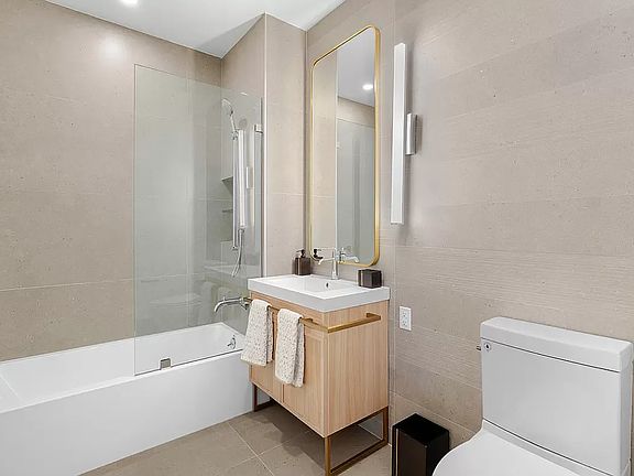 4th image of 2-24 26th Ave #208