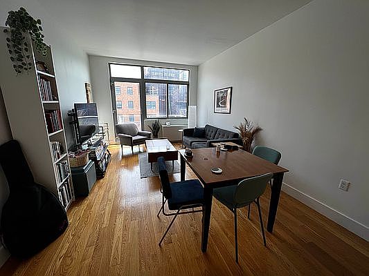 2nd image of 836 Bergen St #426