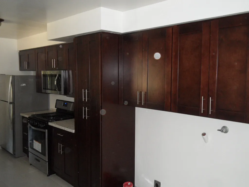 Ladera Heights — Photo 3