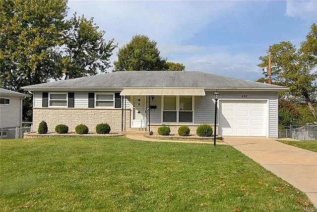 823 Virgo Ln photo 1