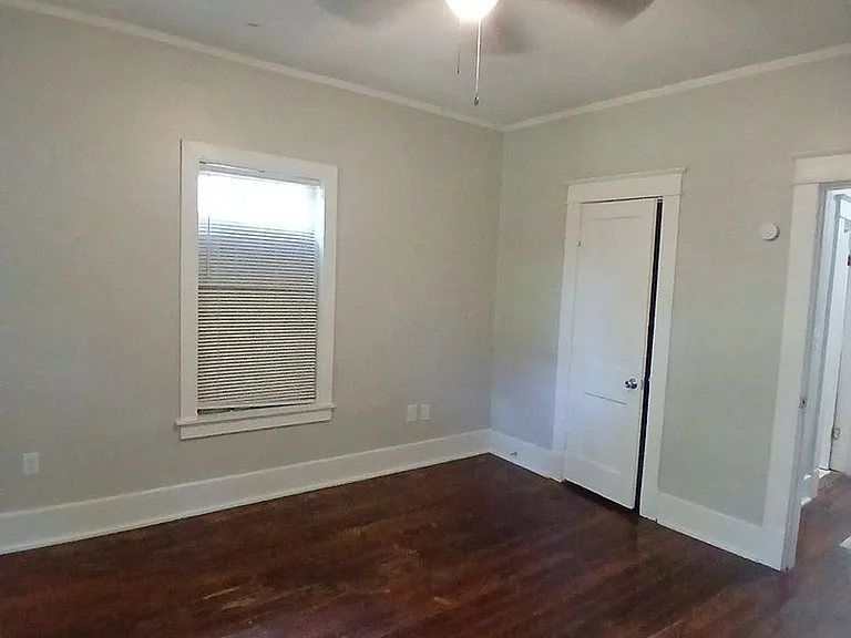 1436 Maplewood St — Photo 6