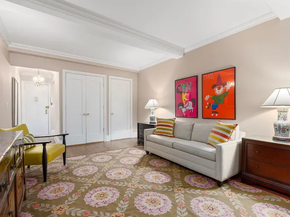 235 West 102nd Street 3B image 3 of 10