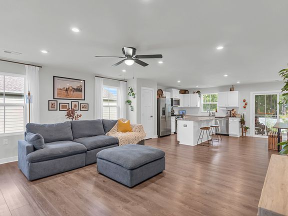 Living area (From entry way view)