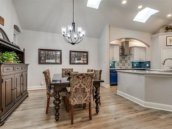 2nd image of 8641 Nichols Way