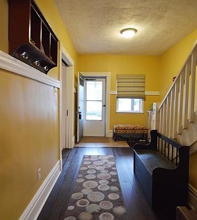 3rd image of 410 Fairmont St