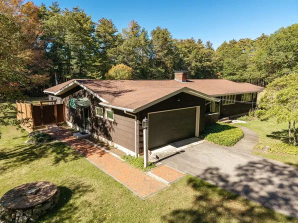 106 Woodland Road, North Hampton, NH 03862
