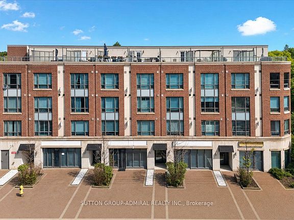 2nd image of 2 Maxwell St #202