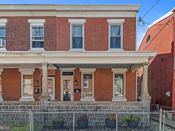 4637 Melrose St, Philadelphia, PA 19137