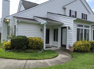 205 Hamlet Ct, Yorktown, VA 23693