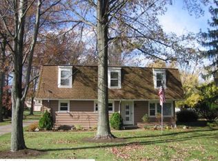 3454 Columbia Rd, Westlake, OH 44145