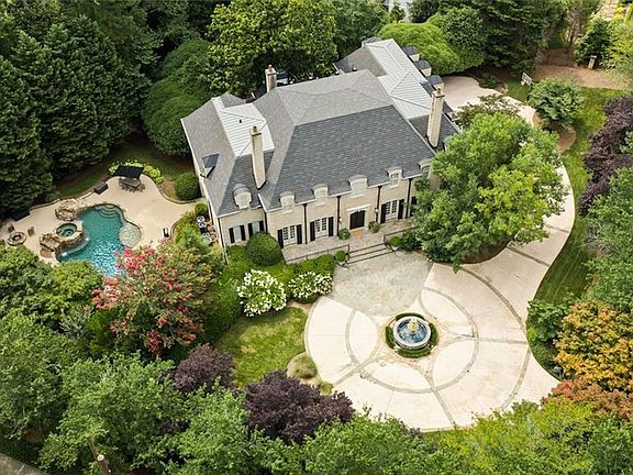 3rd image of 305 Forrest Lake Dr NW