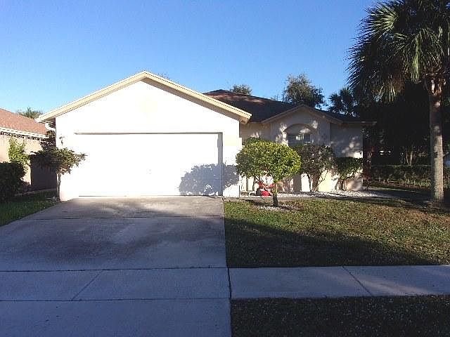 1st image of 6069 Azalea Cir