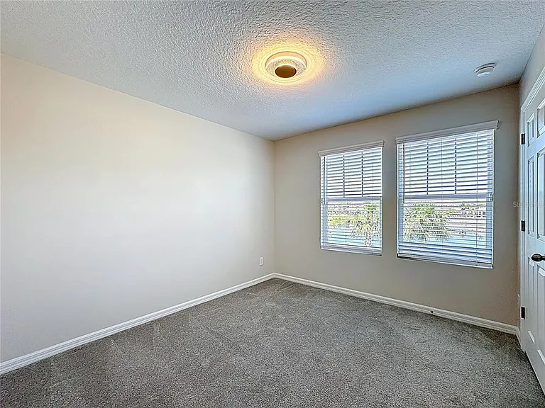 10141 Greenstone Ridge St — Photo 29