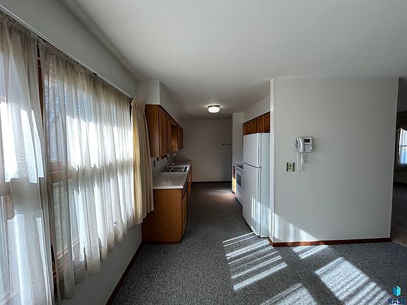 5th image of 609 S Annway Dr