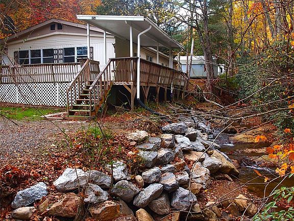 3rd image of 9 Smokey Cove Rd