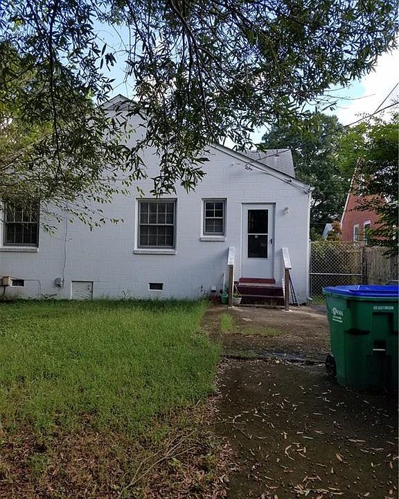 2nd image of 202 E 36th St