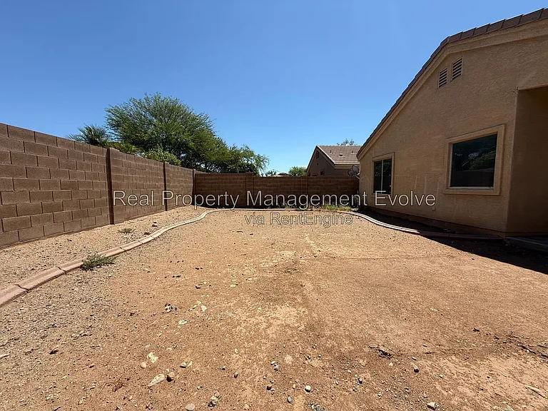 11728 W Avenida Del Sol — Photo 27