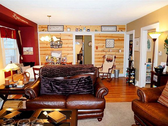 5th image of 207 Woodland Ave