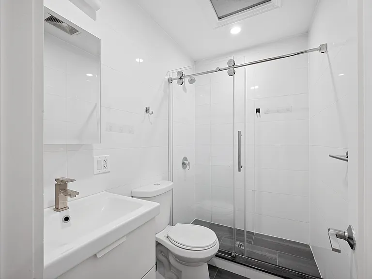 413 E 84th St #1 — Photo 11