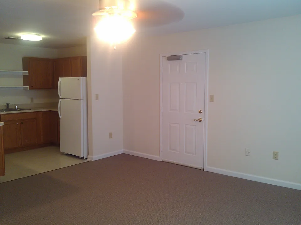 2016 Lafayette Blvd #B6