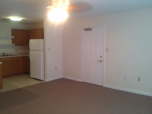 2016 Lafayette Blvd #B6, Fredericksburg, VA 22401