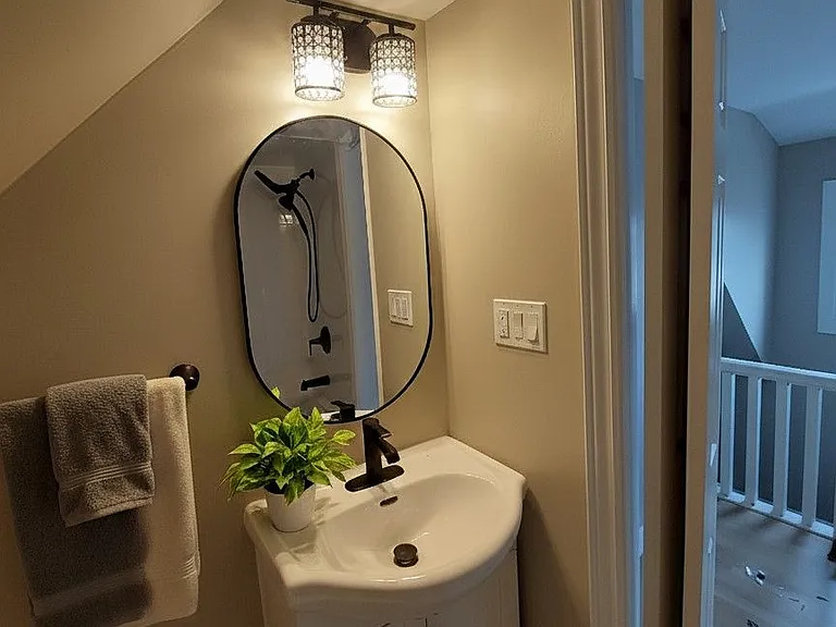 148 Gibson Ave #LOFT — Photo 6