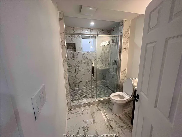 511 Gauthier Dr — Photo 7