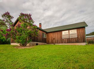 47063 N Railroad Ave, Myrtle Pt, OR 97458