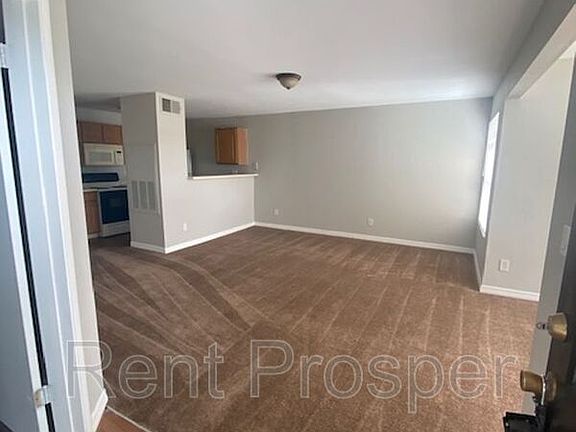 3rd image of 4708 Walden Cir #1814