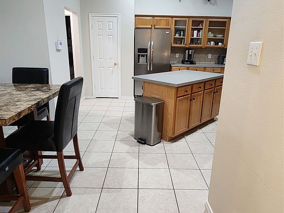 4th image of 110 Waterview Pkwy