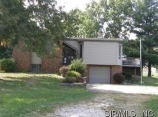 162 Alden Ln, Edwardsville, IL 62025