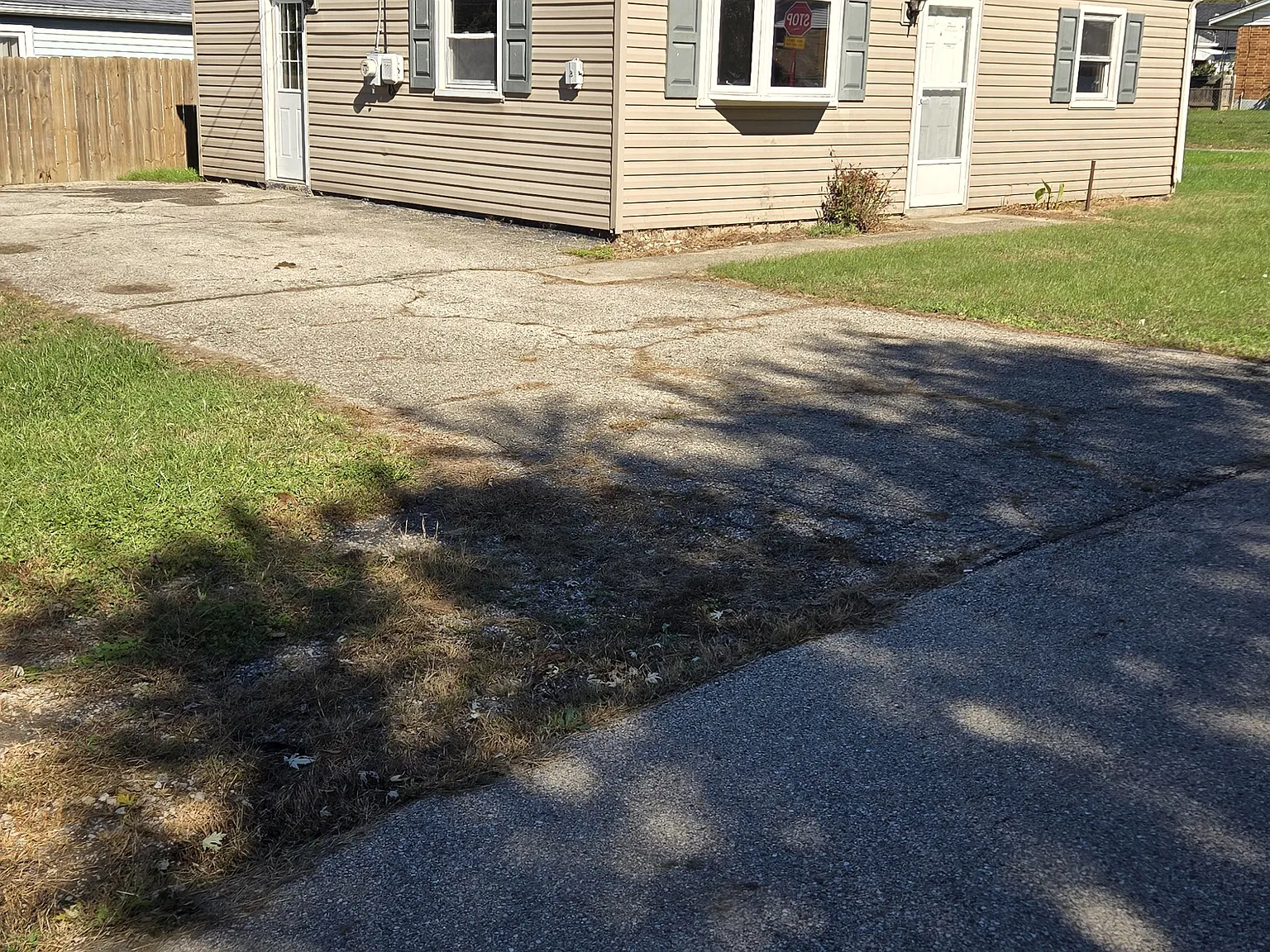 2 bed, 720 sqft, $925 — Photo 2