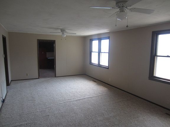 2nd image of 1122 N 4th St