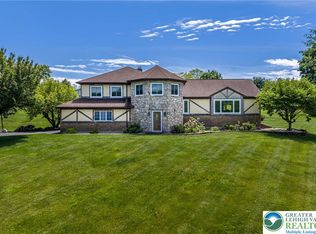 947 Tamenend Rd, Bath, PA 18014