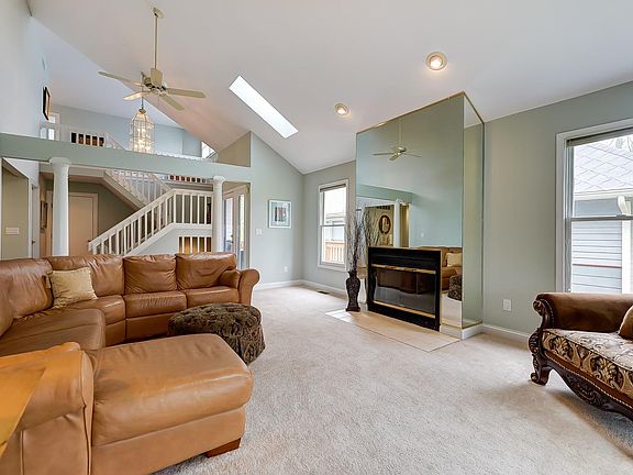 5th image of 5322 Woodcliff Ct