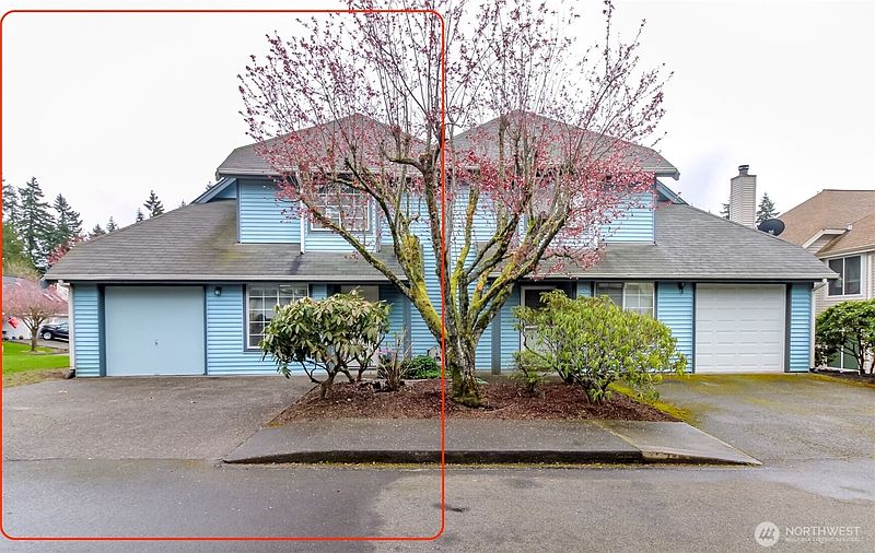3rd image of 307 S 328th Lane