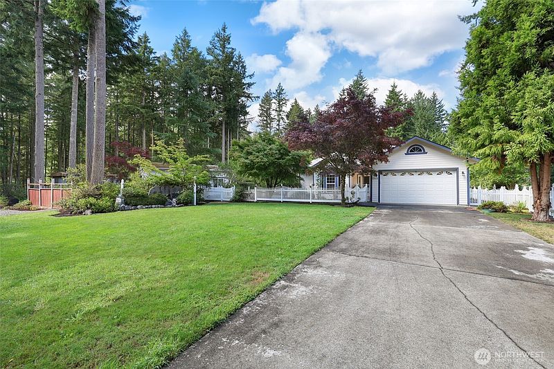 2nd image of 12805 108th Street