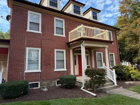 5820 Main St, East Petersburg, PA 17520