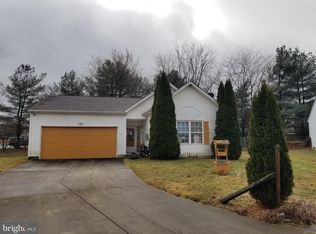 19 Bethel Ct, Newark, DE 19713