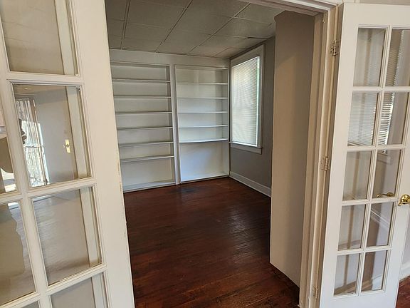 5th image of 811 E 11th Ave