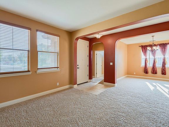 5th image of 1441 Beford St